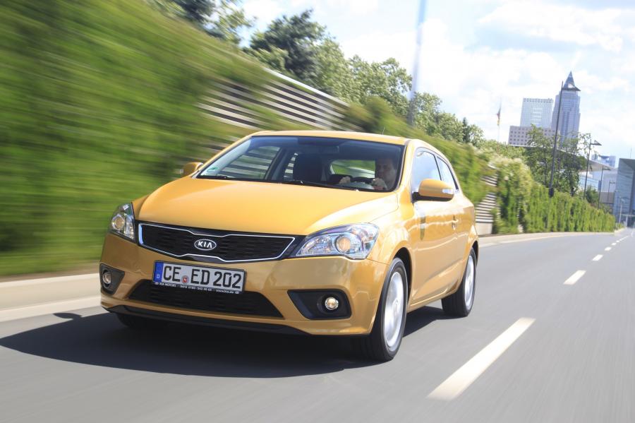  Kia pro_cee&rsquo;d EcoDynamics 2011 года  (фото 67 из 133)